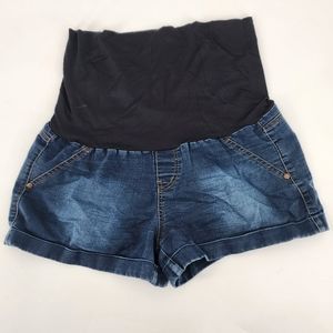 Celebrity Pink Maternity Full Panel Shorts Size L